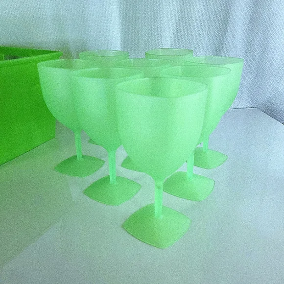 Frosty Mint Green Plastic Stemware - Picture 8 of 12
